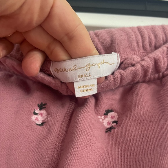 Spiritual Gangster SET Ditsy Skye Hoodie (m) and Laguna Sweatpant (s) - Picture 6 of 9